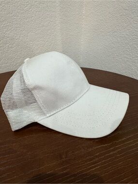 Women’s Ponytail White Mesh-Back Baseball Trucker Cap